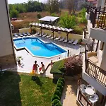 Апартаменты виста бийч апартментс A - Byala Vista A